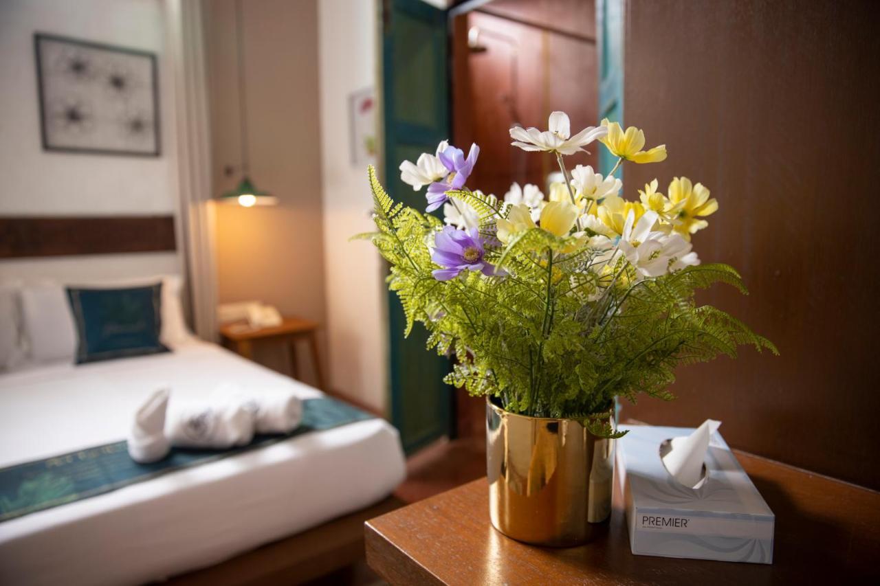 Sweet Cili Boutique Hotel George Town Exterior foto